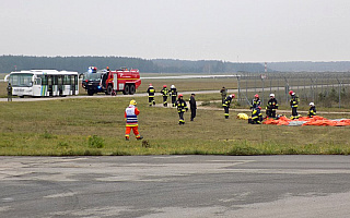 Płonący samolot wylądował na lotnisku w Szymanach. Ewakuowano wszystkich pasażerów. Na szczęście to tylko … ćwiczenia